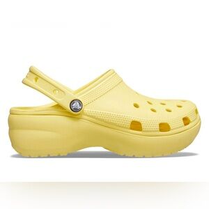Crocs women’s classic platform banana color